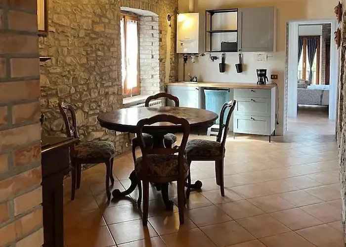 Palazzo Mane Апартаменты Кастель-Аркуато